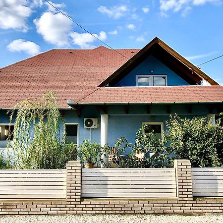Casa Galliera - Apartment Keszthely Exterior photo